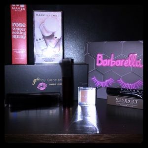 Makeup bundle!